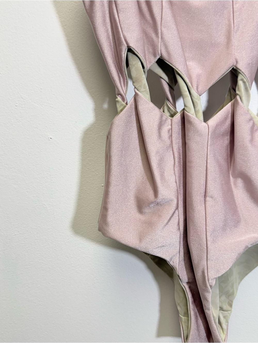 Samantha Pleet Tabernacle Pink Shimmer Open Twist Reversible Swimsuit Small - Picture 6 of 11